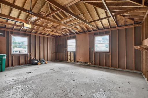 3500 W 89th Street, Bloomington, MN 55431