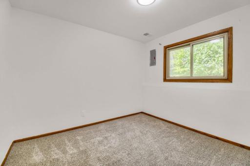 4270 Ximines Lane N, Plymouth, MN 55441