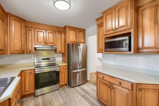 4270 Ximines Lane N, Plymouth, MN 55441