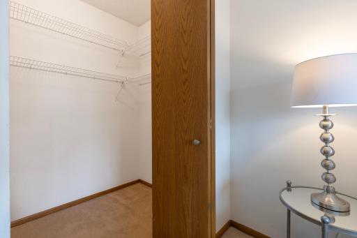 2425 E Franklin Avenue, 205, Minneapolis, MN 55406