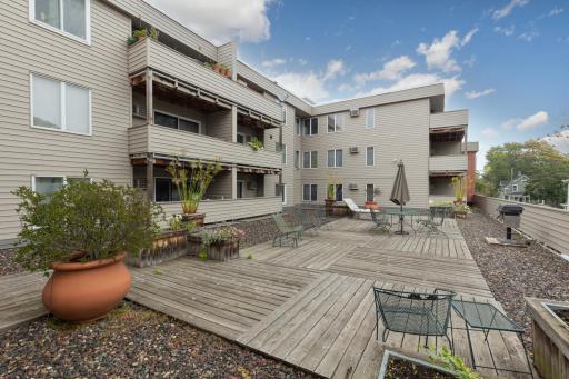 2425 E Franklin Avenue, 205, Minneapolis, MN 55406