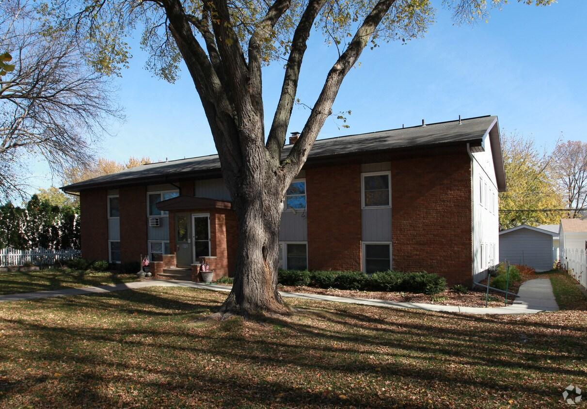 Property photo for 4225 Bloomington Avenue, Minneapolis, MN 55407