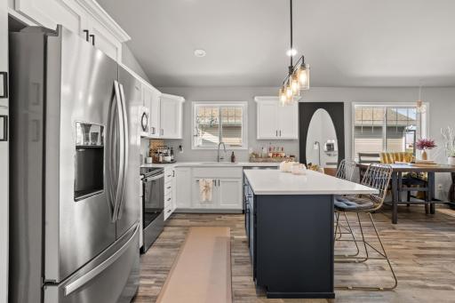 1020 Highland Lane W, West Fargo, ND 58078