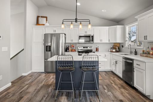 1020 Highland Lane W, West Fargo, ND 58078