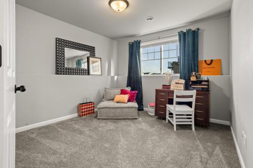 1020 Highland Lane W, West Fargo, ND 58078