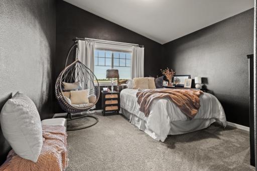 1020 Highland Lane W, West Fargo, ND 58078