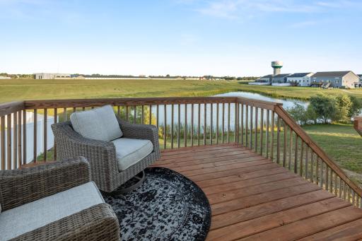 1020 Highland Lane W, West Fargo, ND 58078