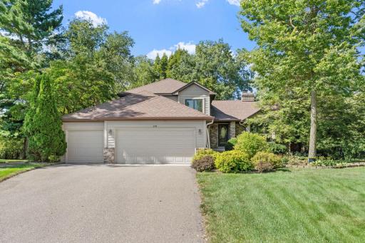 3-web-or-mls-6390 Fawn Ln-2.jpg