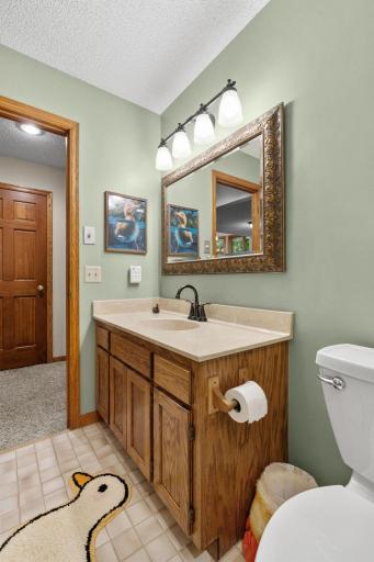 53-web-or-mls-6390 Fawn Ln-52.jpg