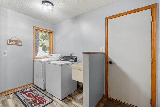 54-web-or-mls-6390 Fawn Ln-53.jpg