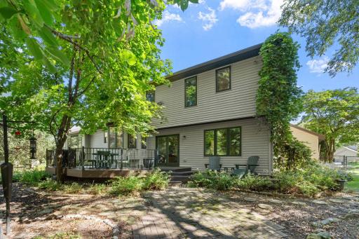 9-web-or-mls-6390 Fawn Ln-8.jpg