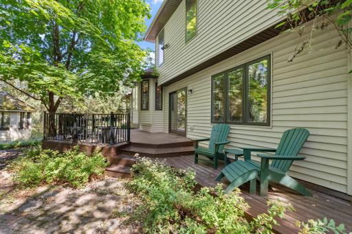 15-web-or-mls-6390 Fawn Ln-14.jpg