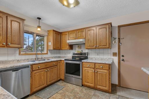 4211 Plaza Lane, Saint Cloud, MN 56303