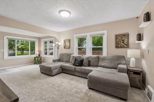 840 5th Avenue S, South Saint Paul, MN 55075