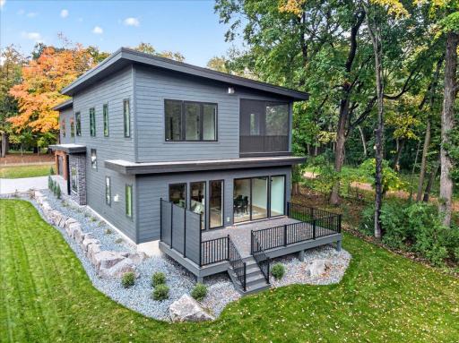 40 Lilah Lane, Excelsior, MN 55331