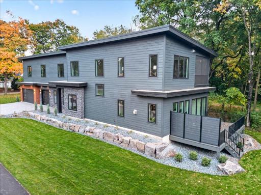 40 Lilah Lane, Excelsior, MN 55331
