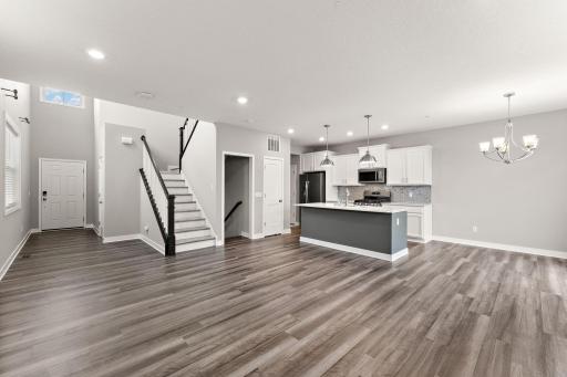 18328 Glastonbury Drive, Lakeville, MN 55044