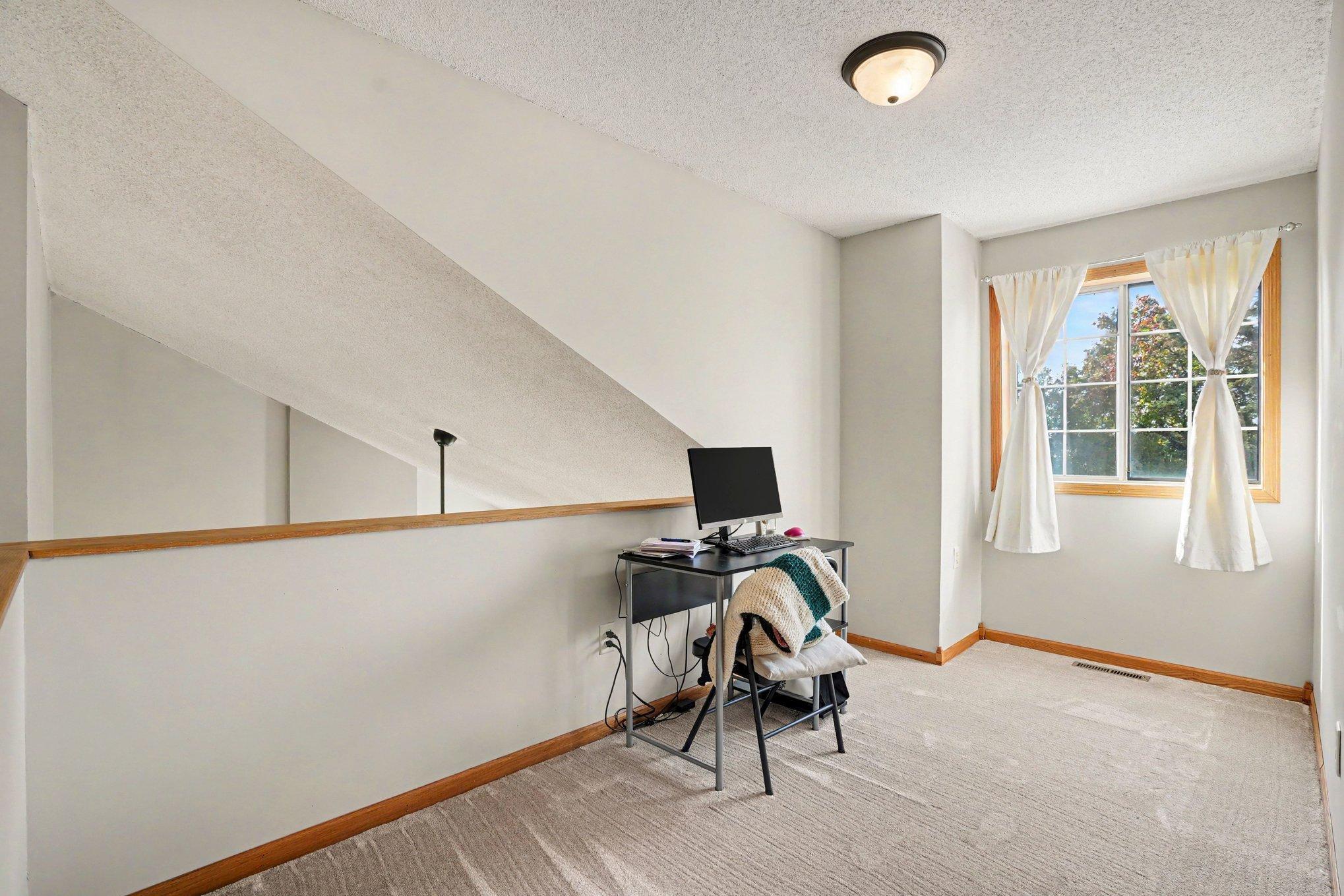 Loft - Great for a Home-Office or Flex-Use