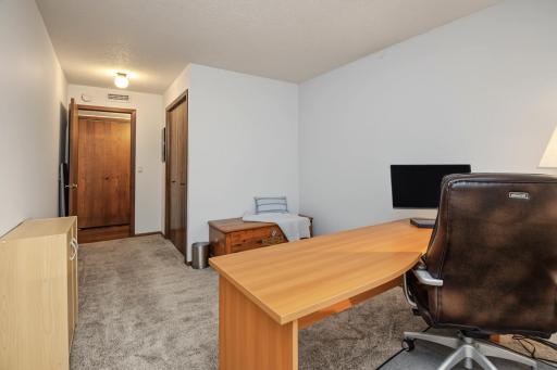 9700 Portland Avenue S, 128, Bloomington, MN 55420