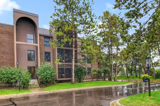 9700 Portland Avenue S, 128, Bloomington, MN 55420