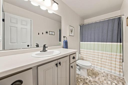 5545 8th Street W, West Fargo, ND 58078
