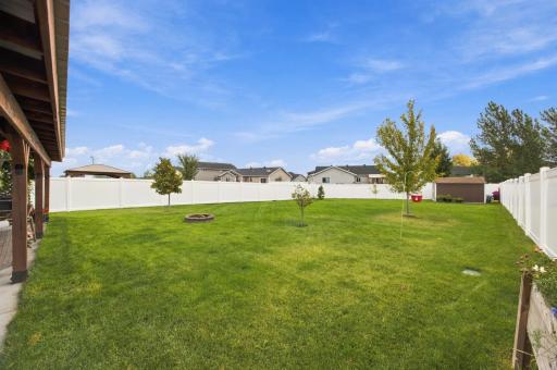 5545 8th Street W, West Fargo, ND 58078