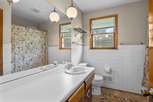 319 Cannon View Drive, Red Wing, MN 55066