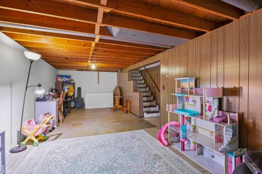 319 Cannon View Drive, Red Wing, MN 55066