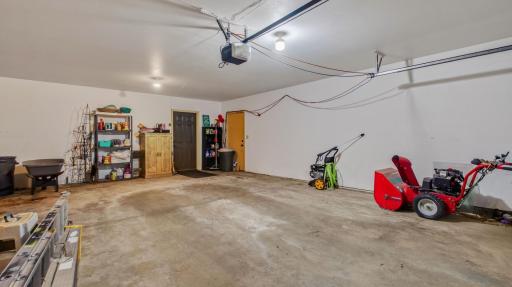 E445 Woodridge Drive, Eau Claire, WI 54701