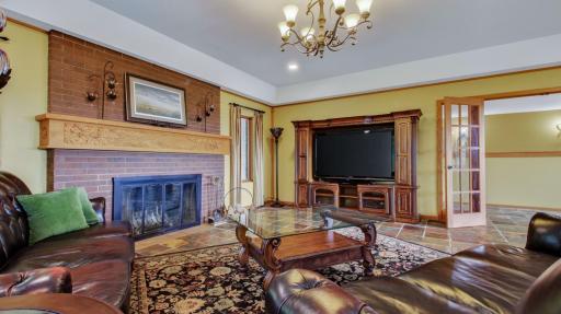 E445 Woodridge Drive, Eau Claire, WI 54701