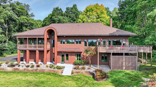 E445 Woodridge Drive, Eau Claire, WI 54701