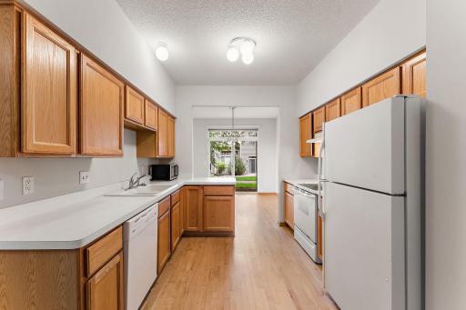 4179 Running Brook Road, 2501, Eagan, MN 55122
