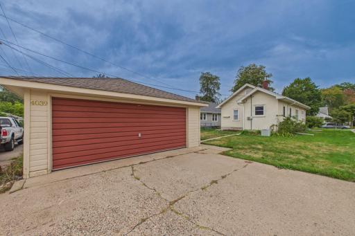 4039 Russell Avenue N, Minneapolis, MN 55412