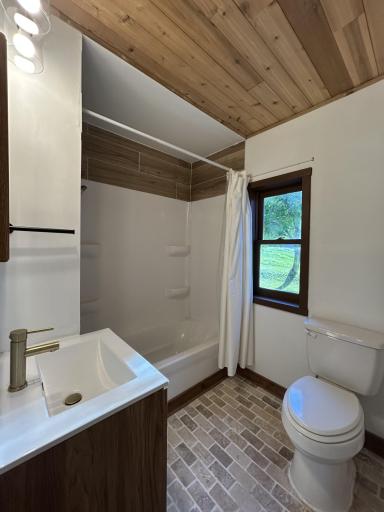 35 Jasper Street, Soudan, MN 55782