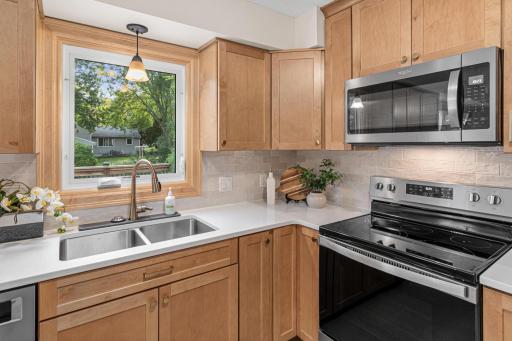 13241 Irving Avenue S, Burnsville, MN 55337
