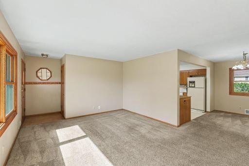 997 Arbogast Street, Shoreview, MN 55126