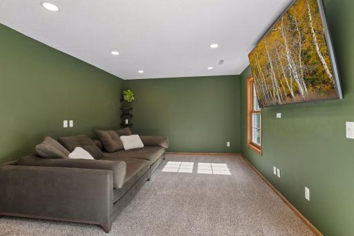 11239 49th Avenue N, Plymouth, MN 55442