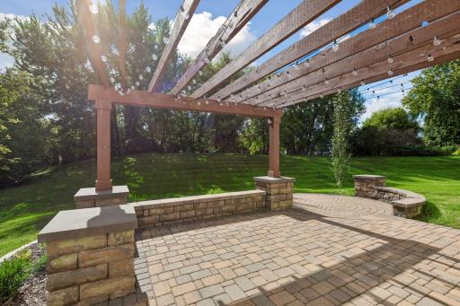 11239 49th Avenue N, Plymouth, MN 55442