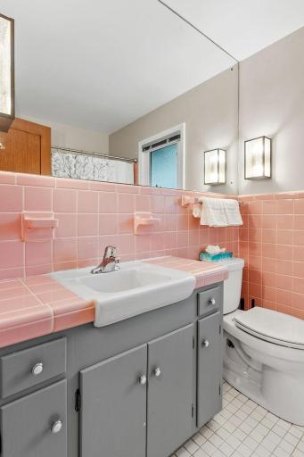 4128 Ewing Avenue S, Minneapolis, MN 55410