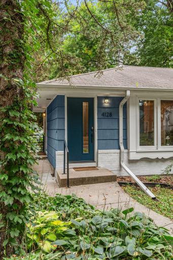 4128 Ewing Avenue S, Minneapolis, MN 55410