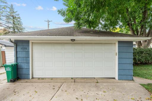 4128 Ewing Avenue S, Minneapolis, MN 55410