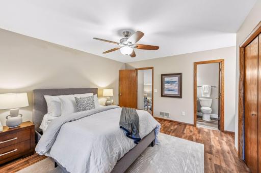 3607 Sussex Place, Minnetonka, MN 55345