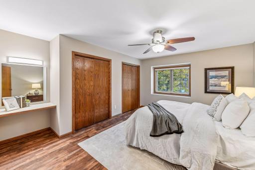 3607 Sussex Place, Minnetonka, MN 55345