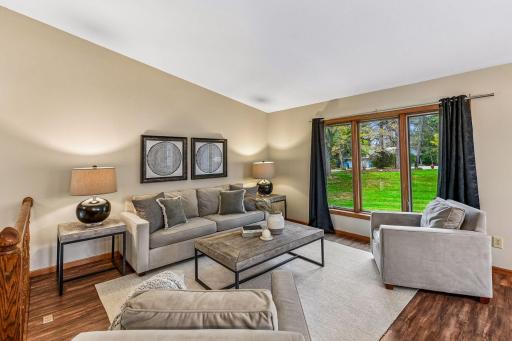 3607 Sussex Place, Minnetonka, MN 55345