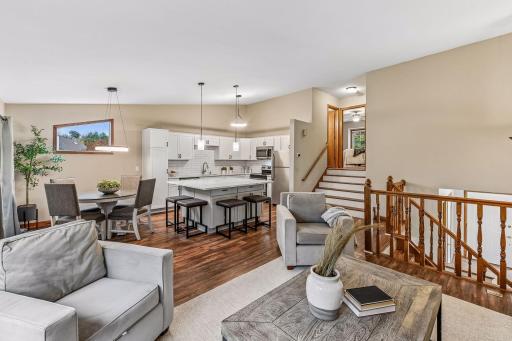 3607 Sussex Place, Minnetonka, MN 55345