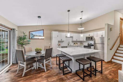 3607 Sussex Place, Minnetonka, MN 55345