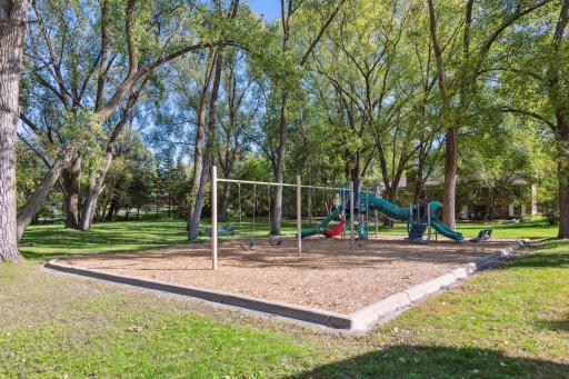 4636 Cedar Lake Road S, 2, Saint Louis Park, MN 55416
