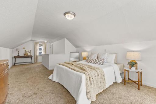 1965 Montana Avenue E, Saint Paul, MN 55119