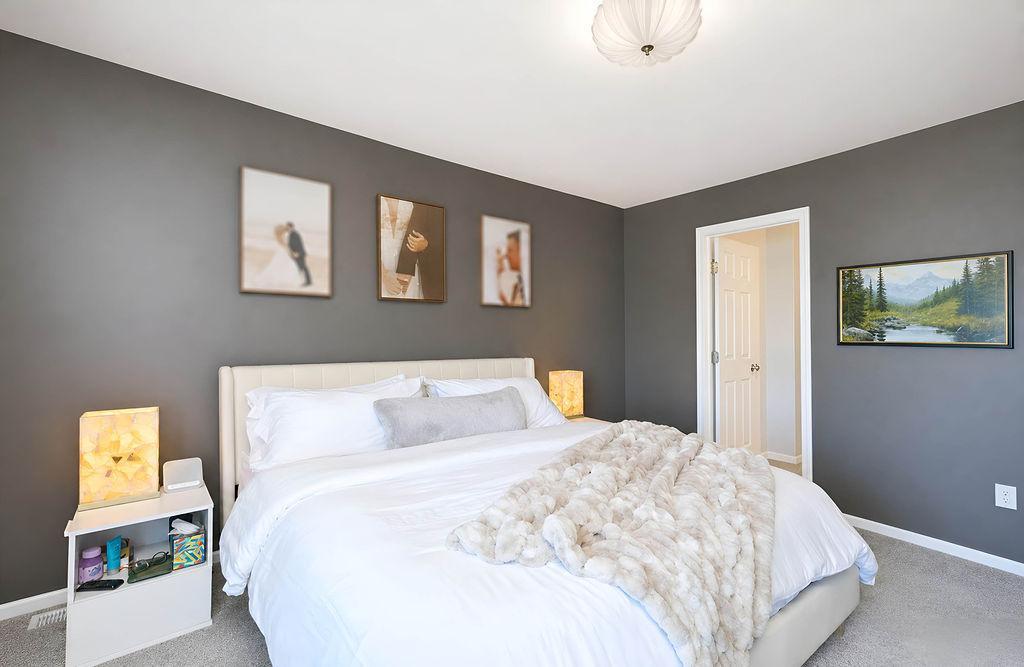 Primary bedroom - upper level
