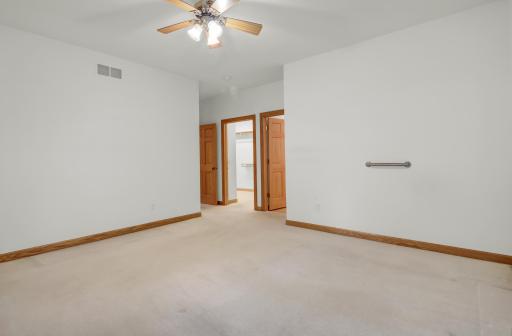 1020 S Oak Street, Lake City, MN 55041